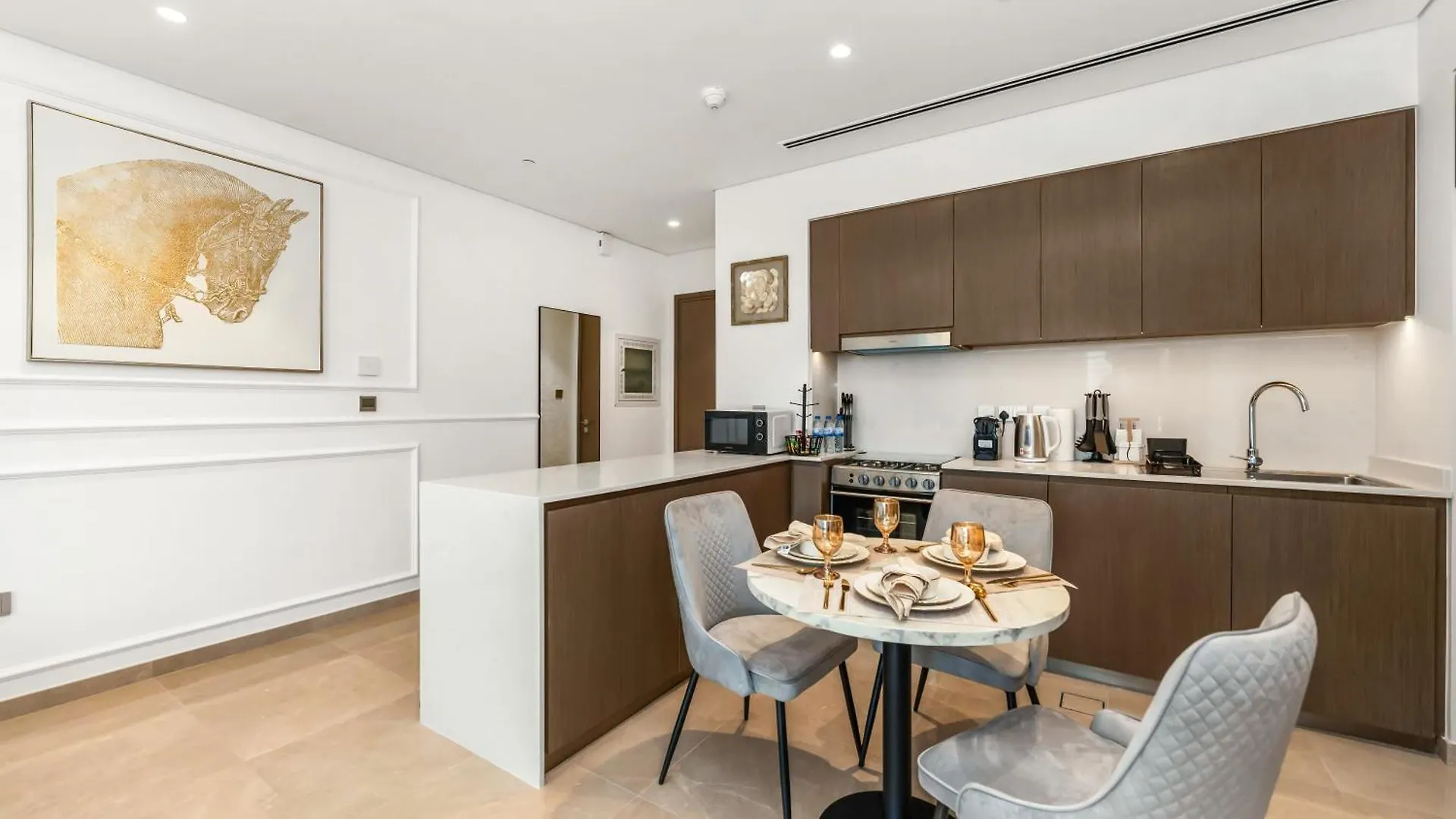 Signature Series 1 Bedroom Apartment I Free Parking, Gym, Pool I Playstation 5 I By Skyline Serenity Dubai United Arab Emirates