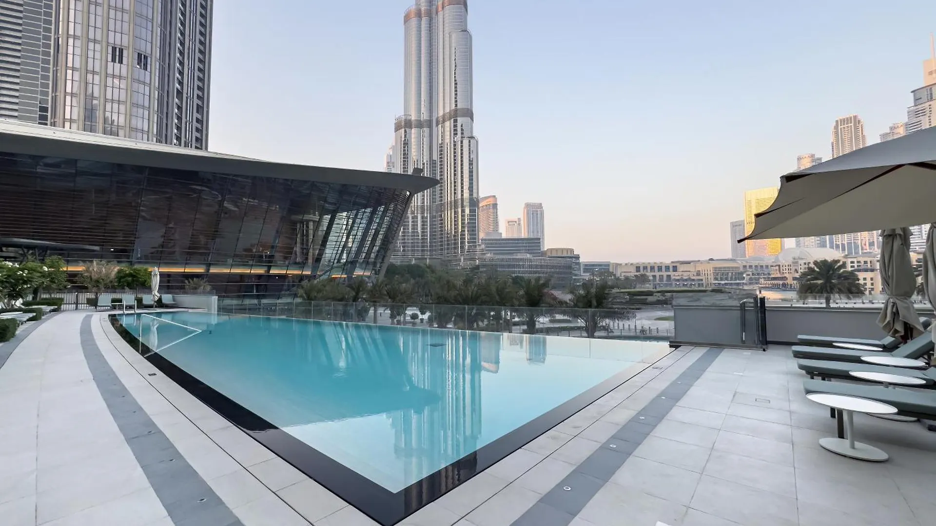 Signature Series 1 Bedroom Apartment I Free Parking, Gym, Pool I Playstation 5 I By Skyline Serenity contacts