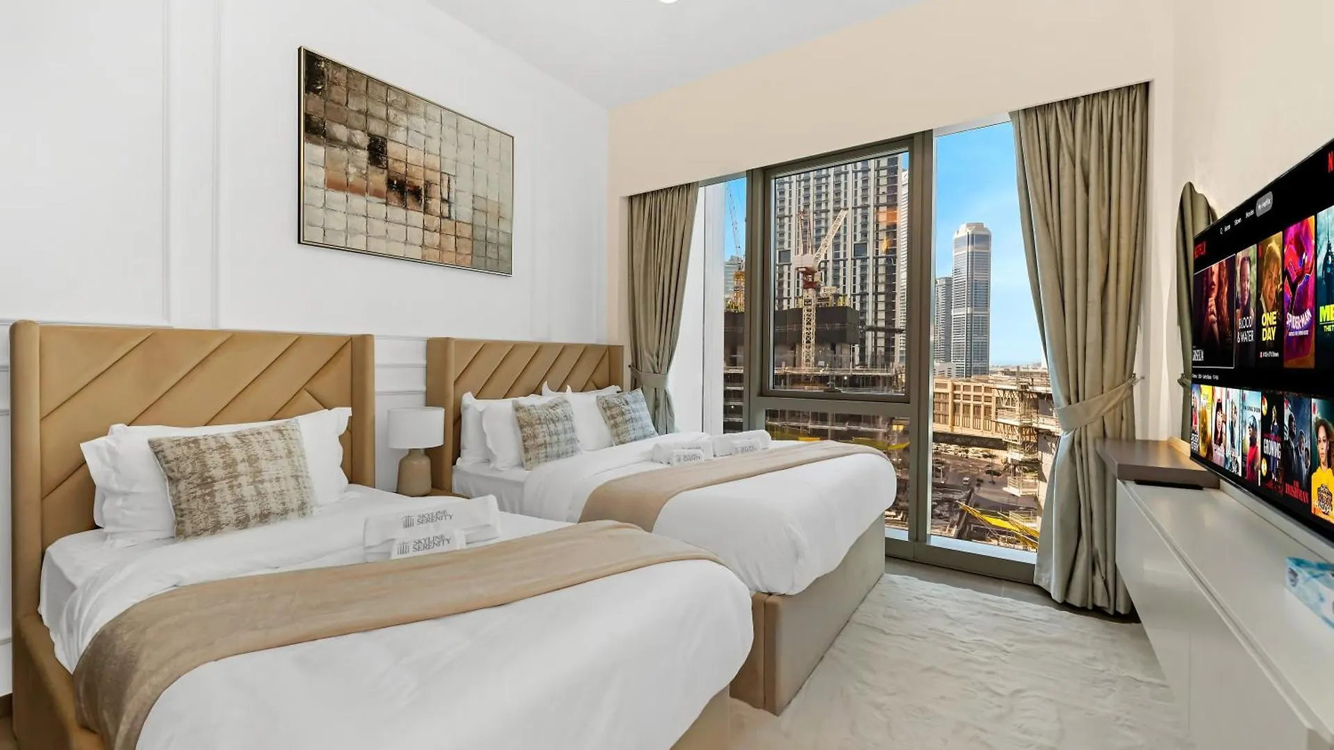 Signature Series 1 Bedroom Apartment I Free Parking, Gym, Pool I Playstation 5 I By Skyline Serenity Dubai